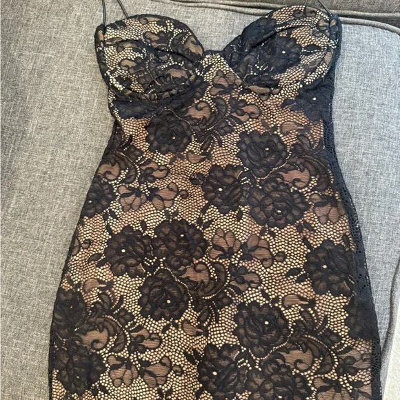 Nookie Heaven Midi Dress (S) - Picture 7 of 14
